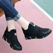 Korean Style Women Mesh Upper Travel Shoes Casual Mid Heel